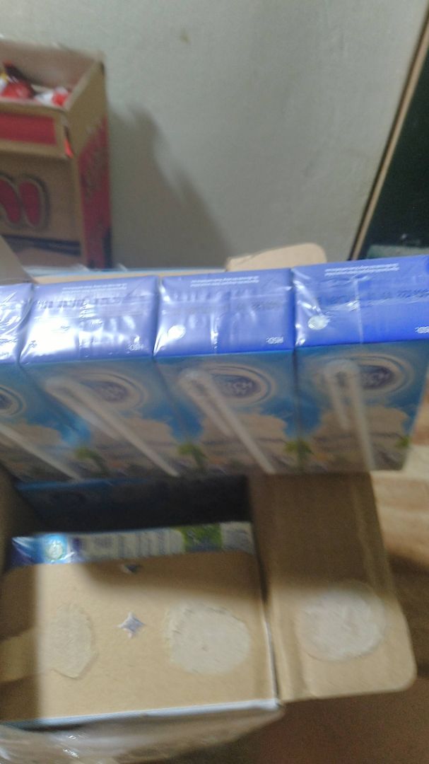 vị không ngon bằng Việt quất ! sữa chua uống bình thường , muốn ngon nên say thêm 1 số hoa quả cho có hương vị hơn như táo , đào , dưa lê , ... chút đá mới ngon đk ! muốn ngon hơn thì thêm tý công nha! hạn 06/1/2022