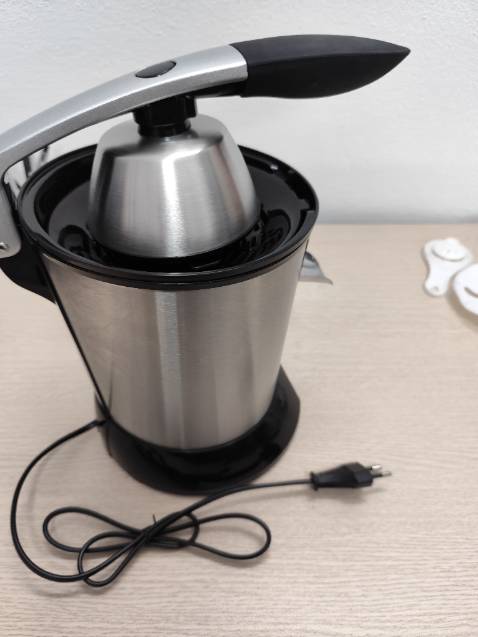 Mát ép vô cùng tiện lợi mà tay không mátd sức nhiều, nhân viên tư vấn nhiệt tình quá trờii, lần sau ủng hộ shop tiếp