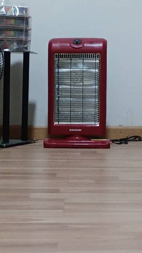 Rất hài lòng, sản phẩm đúng như giới thiệu và của thương hiệu Sun house khá uy tín, chỉ có thiếu về công tắc để chọn công suất từ nhỏ tới lớn nhất thôi