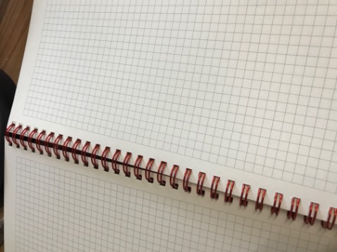 Sổ xinh, dày dặn, mình đã mua nay mua lại