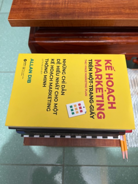 Sách vô cùng hấp dẫn.