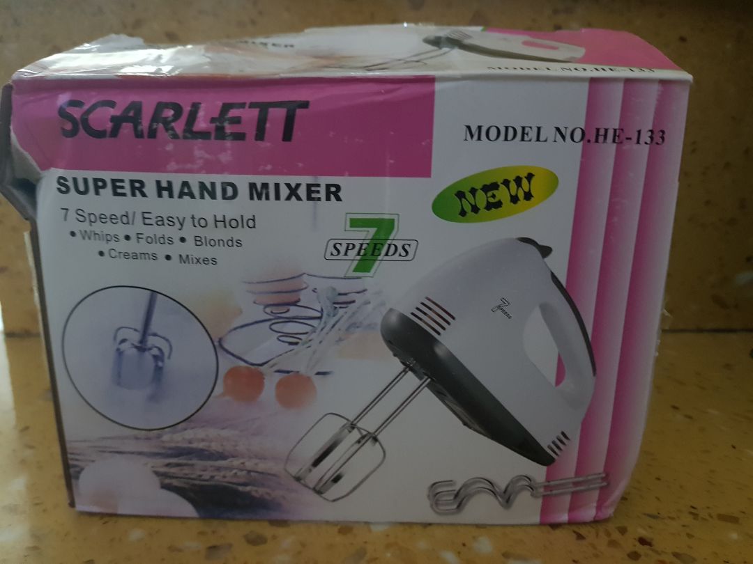 thấy có vẻ ổn, những lưỡi trộn cứng cáp chắc chắn. tuy nhiên máy và giấy hướng dẫn sử dụng ko giống nhau lắm, ko có nút F
sẽ sử dụng rồi quay lại feedback tiếp. shipper nhiệt tình vui vẻ, thanks all