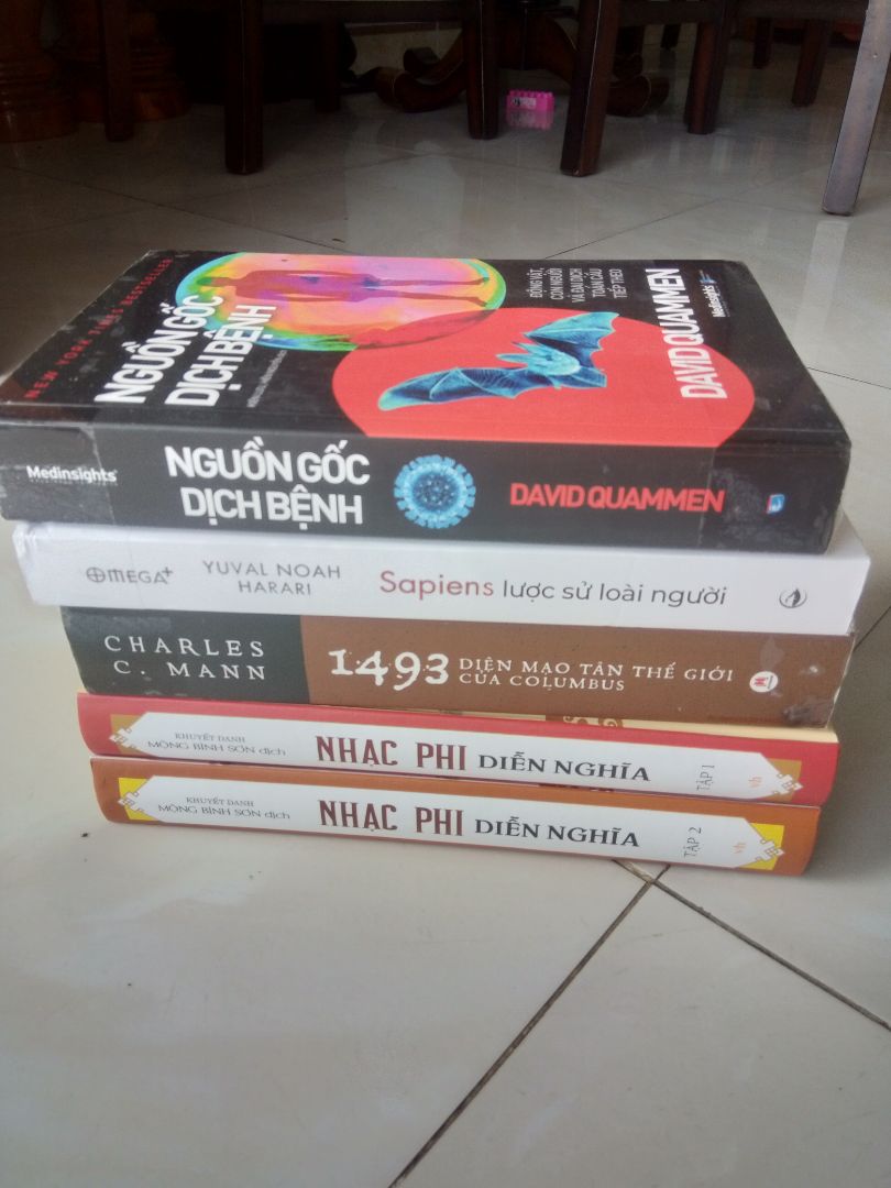 nội dung sách hay lý giải thiết phục người đọc , Tuy nhiên phần đóng gói quá tệ , sách không được chèn mút xốp nên đã làm các góc cạnh bị hư hỏng làm giá trị của sách . Tôi đề nghị lần sau tiki chèn mút xốp vào , phí phát sinh tôi trả .
