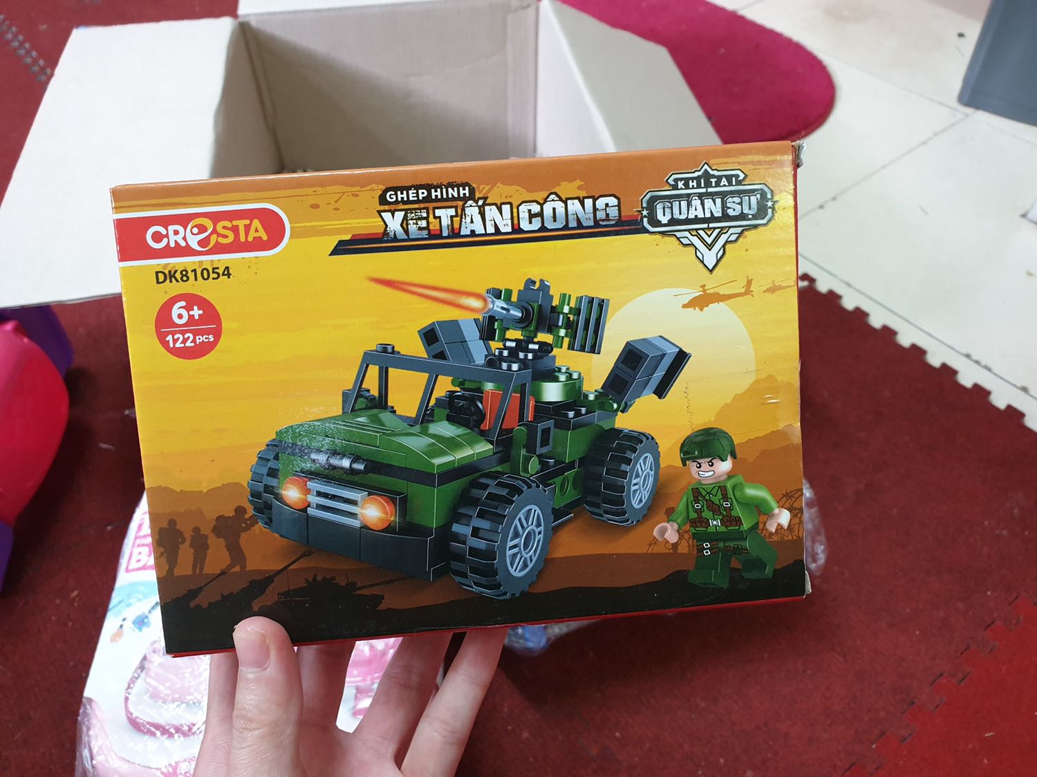 Sản phẩm rất tốt shop đóng gói cẩn thận. Bé nhà mình rât thích. Shop còn tặng thêm quà nữa. Cảm ơn shop nhiều nhé 🤖