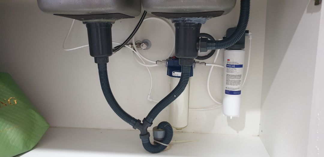 Nhân viên tư vấn nhiệt tình, lắp đặt nhanh Nhân viên tư vấn nhiệt tình, lắp đặt nhanh