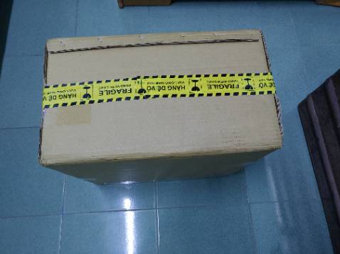 Hàng đẹp đúng với mẫu.giao hàng đúng hẹn.ok.còn chất lượng độ bền chưa biết sài rồi mới đánh giá được cho 5 sao.