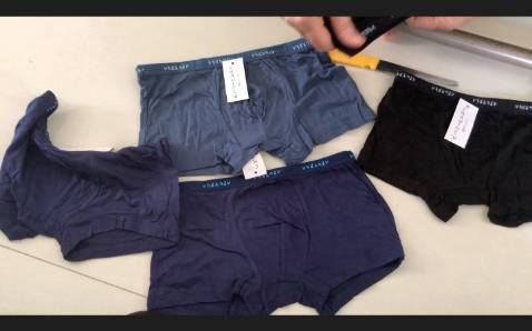 Sản phẩm mỏng, nhẹ, thoáng mát, không biết có co giãn tốt hay không mà mình đặt cỡ XL thấy ban đầu hơi nhỏ. Tiki giao hàng hơi chậm (5 ngày), chắc do gần tết. Giá cả hợp lí . Mình hài lòng.