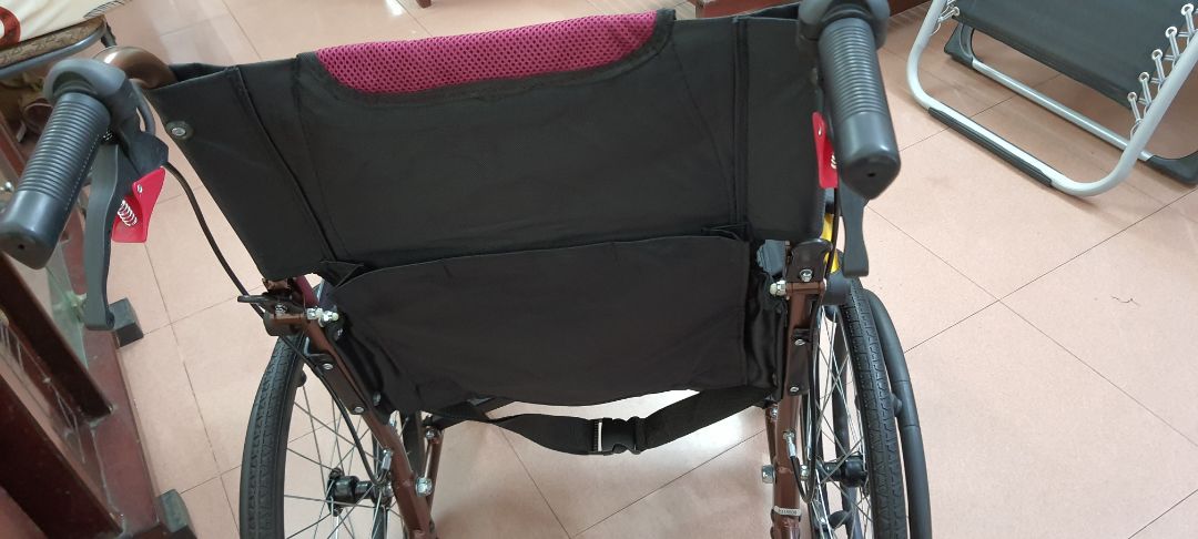 Thất vọng vô cùng, giao hàng không đúng theo hàng mẫu trong hình Thất vọng vô cùng, giao hàng không đúng theo hàng mẫu trong hình