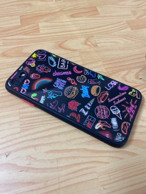 Ốp đẹp. Sản phẩm giống mô tả. Hàng tốt. Tôi rất thích.