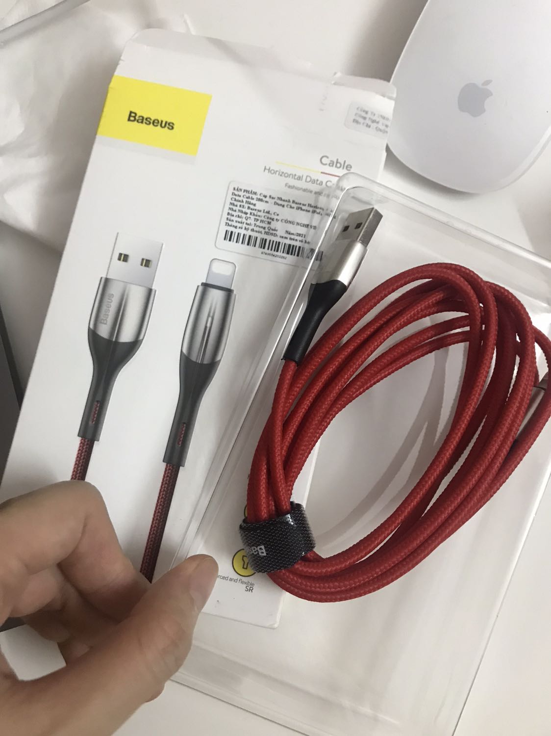 Dây vs đầu cắm đẹp, nhìn có vẻ tốt, chưa dùng nên ko biết chất lượng ntn, nhìn chung hàng đẹp, tuy nhiên mình chọn rất nhiều shop để kuawj được cọng dây màu đen, mà shop vẫn giao màu đỏ, làm ăn chán