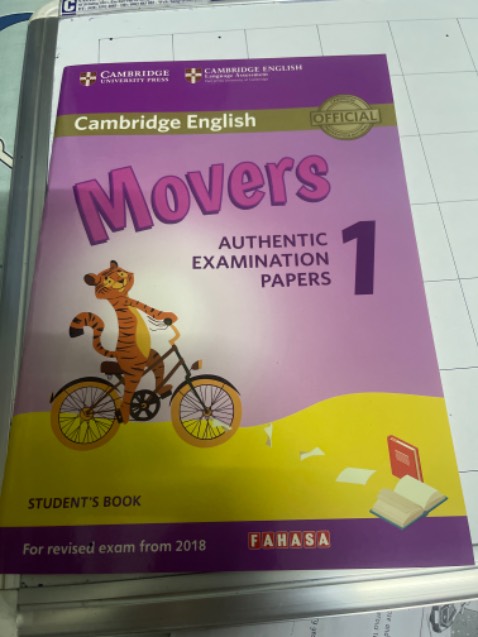 Sách giấy tốt , màu đẹp