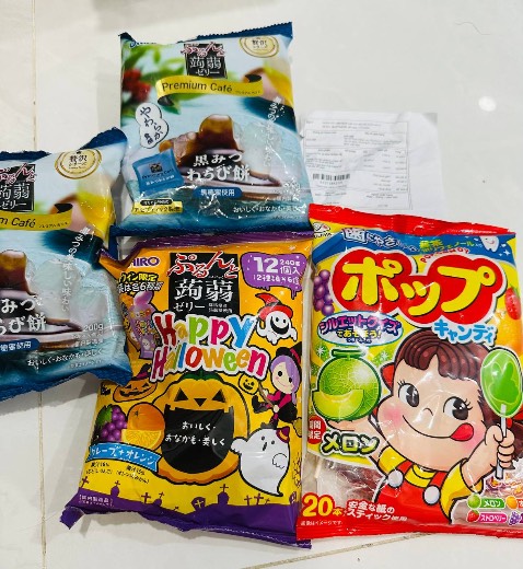 giao trễ mà còn giao sai r thiếu nữa 😡