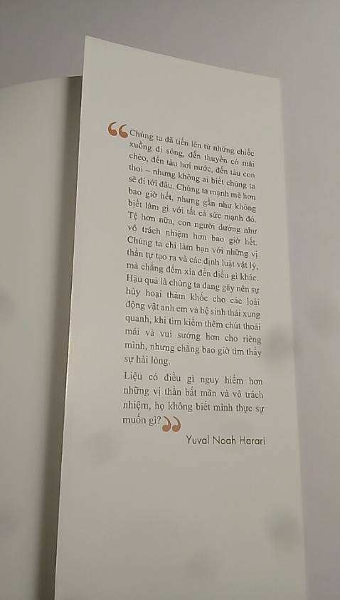 khá hay cho hững bạn muốn tìm hiểu về cách con người tiến hóa 
 sách thơm dã man bìa đẹp đáng tiền