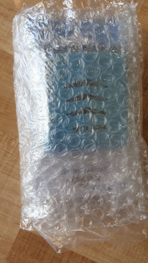 Shop giao hàng nhanh đóng gói gói cẩn thận sản phẩm đúng như hình mô tả