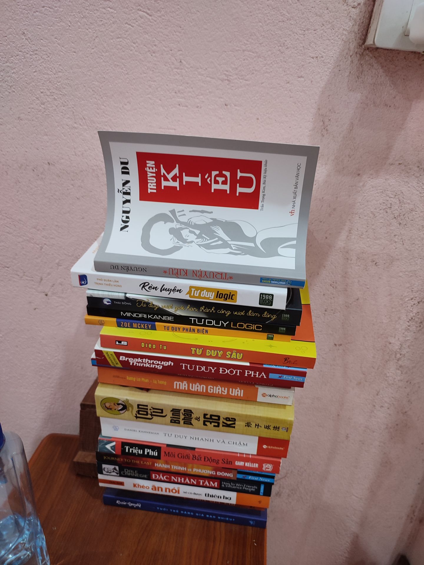 sách mới, nhưng bản này nhiều từ hán quá, đôi luk đọc ko hiểu