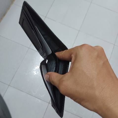 Mẫu mã đẹp, nhìn chắc chắn, nên mua