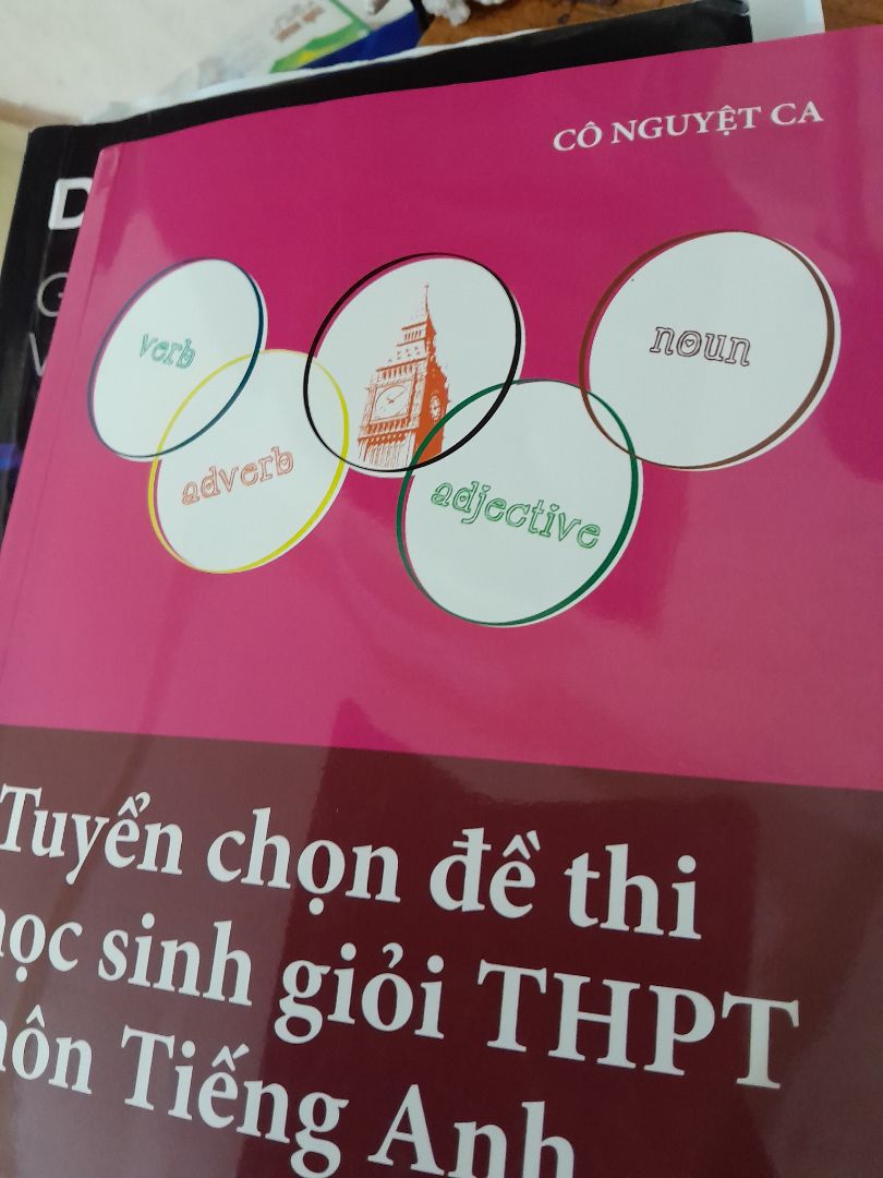 Sách mới chất lượng ổn nhưng sao mik k nhận được markbook vậy