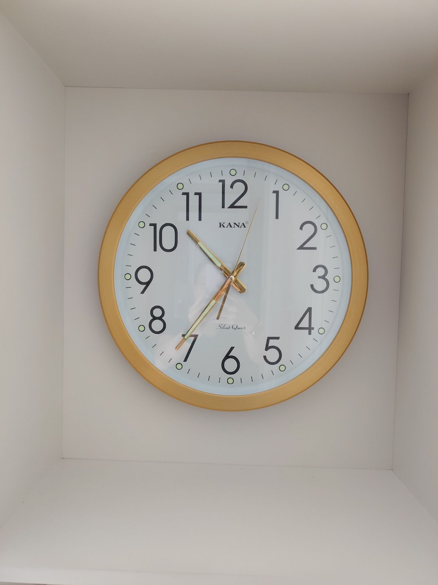 Đồng hồ đẹp, giao hàng đúng hẹn. Thanks shop! Đồng hồ đẹp, giao hàng đúng hẹn. Thanks shop!