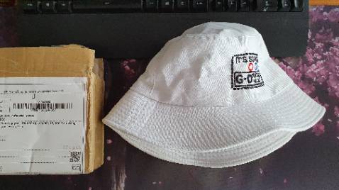 Cầm tay thấy vải hơi mỏng, không được mềm lắm
Về cơ bản thì ok :) Cầm tay thấy vải hơi mỏng, không được mềm lắm
Về cơ bản thì ok :)