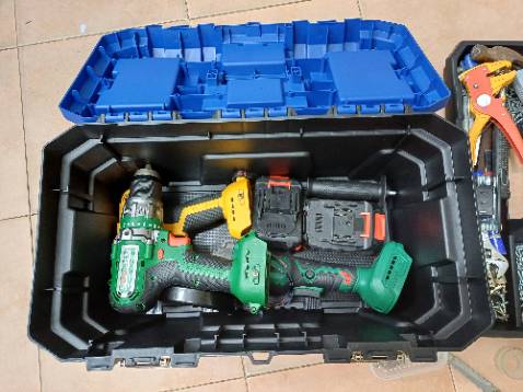 Quá đã. Thùng đẹp, cứng cáp, đựng dc 3 máy