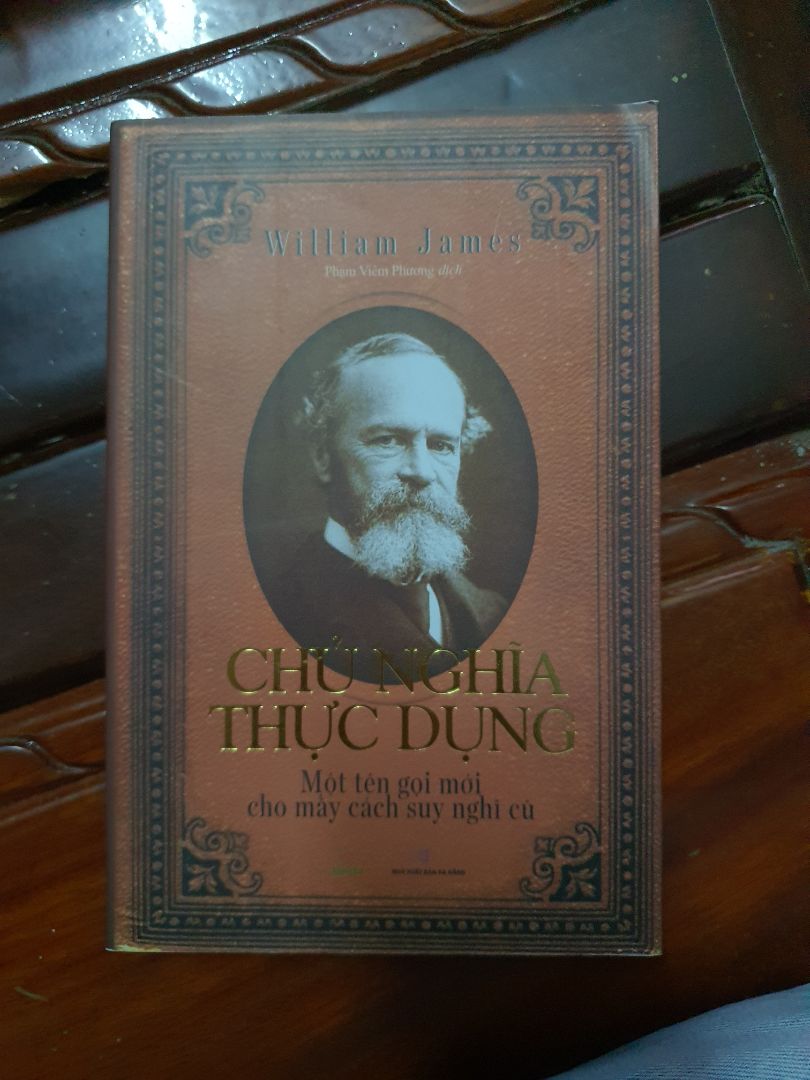 Đây là cuốn sách của tác giả nổi tiếng về tâm lý người Mỹ William James . Cuốn sách giúp chúng ta thấy được những giá trị hoặc ý nghĩa của triết học đối với thực tế sinh động của cuộc sống hơn là những ý nghĩa cao siêu.