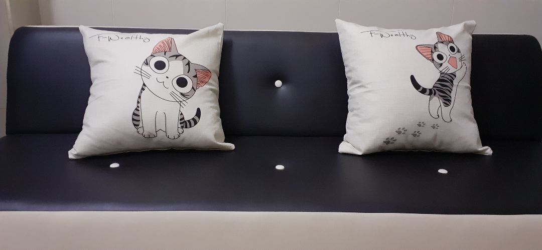Ghế sofa êm , da mềm mịn đẹp, đóng gói cẩn thận, cảm ơn tiki nhiều nhé  giá tốt, dịch vụ tốt, rất hài lòng, rất đáng mua nhé! Ghế sofa êm , da mềm mịn đẹp, đóng gói cẩn thận, cảm ơn tiki nhiều nhé  giá tốt, dịch vụ tốt, rất hài lòng, rất đáng mua nhé!