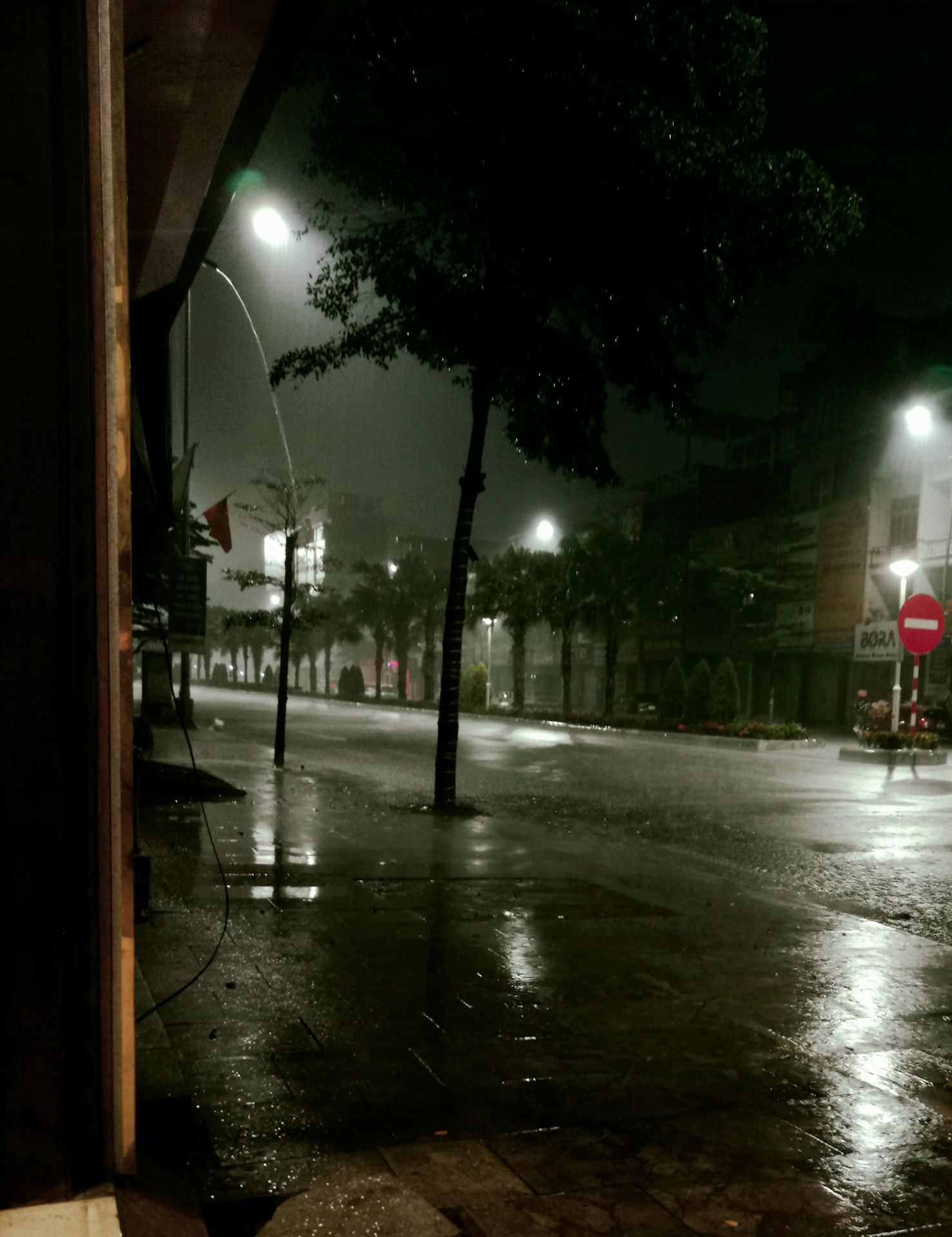 rẻ chất lượng rất nhẹ nhưng lại dùng ok rẻ chất lượng rất nhẹ nhưng lại dùng ok