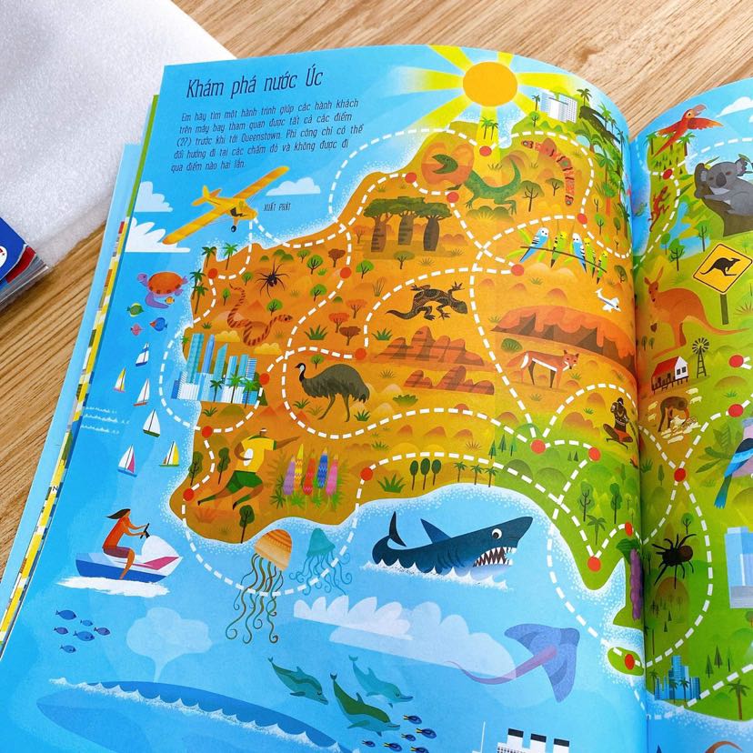 Sách in đẹp và sắc nét. Các trò chơi với độ khó giúp kích thích trẻ tư duy. Bé rất thích