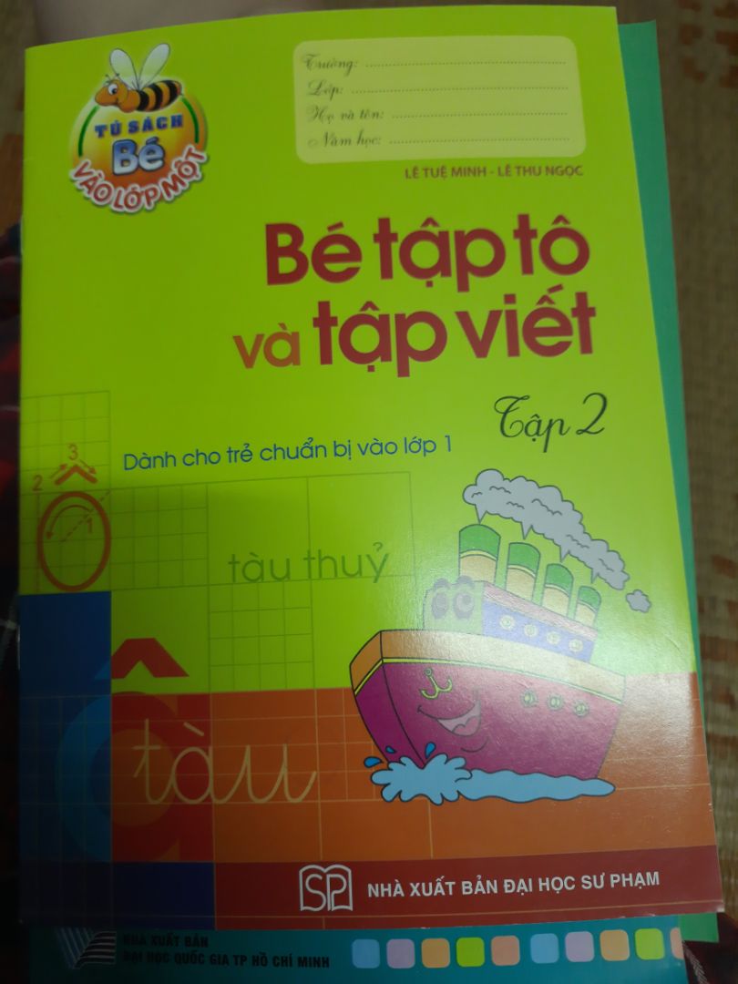 giao hàng nhanh, giá rẻ. con lên lớp 1 nên mình mua nhiều. có mã giảm giá nữa