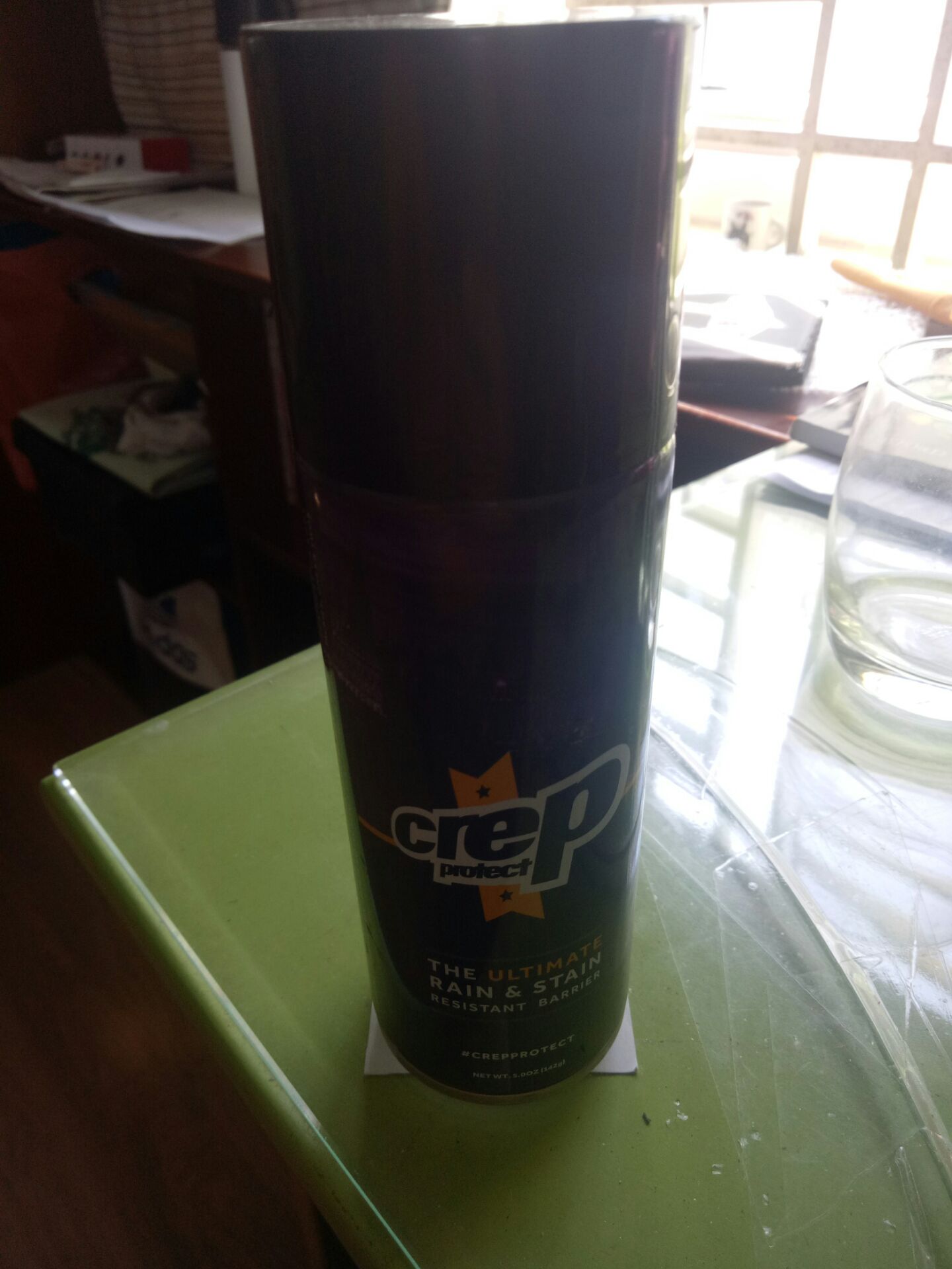 Tôi đã dùng sản phẩm này nhiều lần và đây là lần đầu cũng như lần cuối mua sản phẩm này trên tiki , chất lượng kém xịt 4 5 lần mới dc trong khi mua ở chỗ khác vẫn xài bình thường xịt 2 lần là ok, quá thất vọng giá rẻ hơn mà chất lượng cũng kém hơn