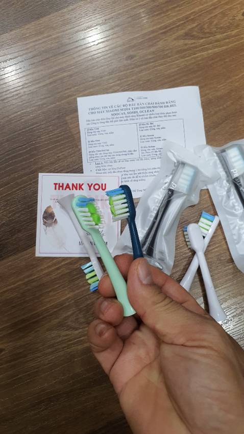 Lắp vừa luôn máy Soocas Xiaomi khít khìn khịt còn xịn hơn đầu chính hãng lại có nhiều kiểu đầu để chọn giá lại hạt rẻ. Rất hài lòng