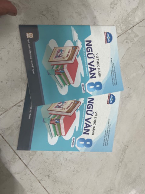 Hàng mua tập 1 tập 2, đóng gói nhầm 2 cuốn tập 1