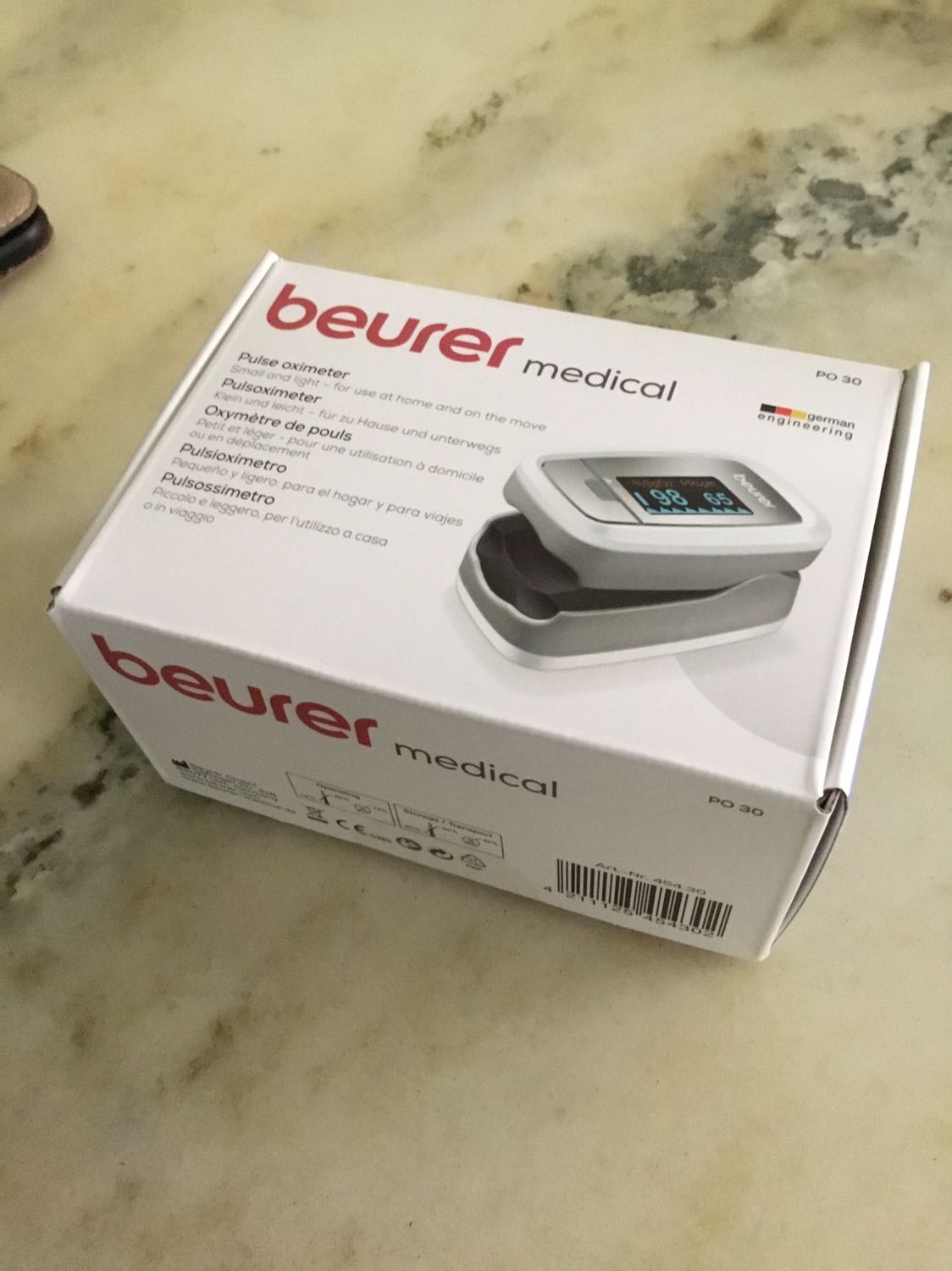 Hàng giao nhanh, đúng như mô tả, bao bì tốt. Máy hoạt động tốt, kèm thẻ bảo hành và hướng dẫn sử dụng. Giá cả hợp lý