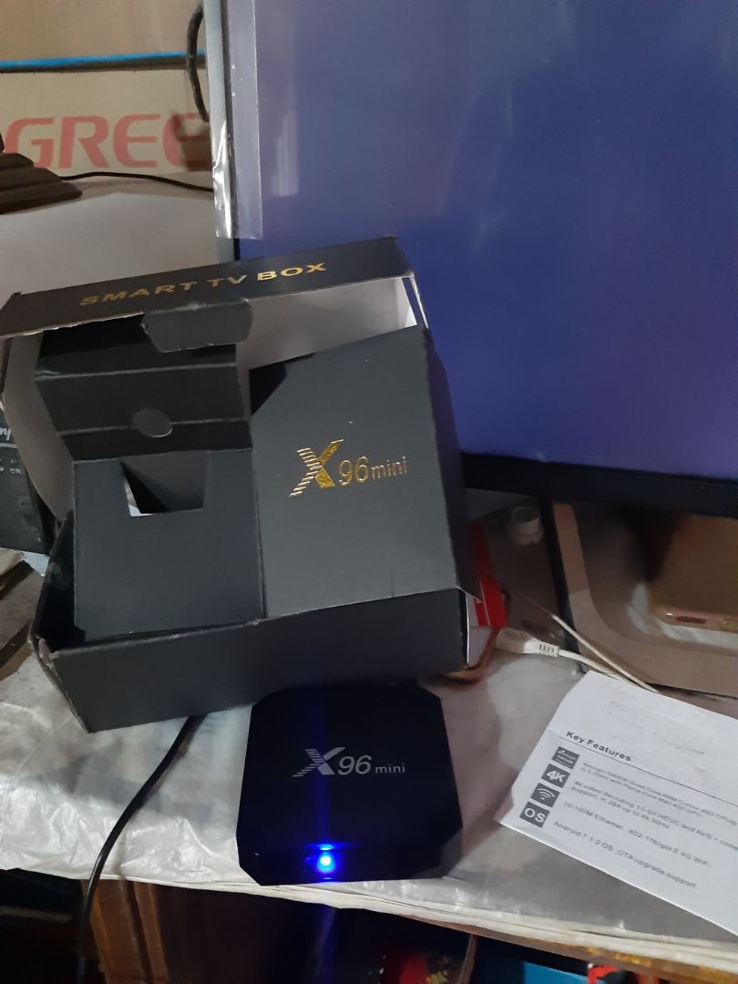 giao hàng nhanh. gói cẩn thận. hình thưc đẹp chất lượng quá tồi hình ảnh đửt  quãng . âm thanh 
dật dật...không châp nhận được
..làm sao đổi trả đây