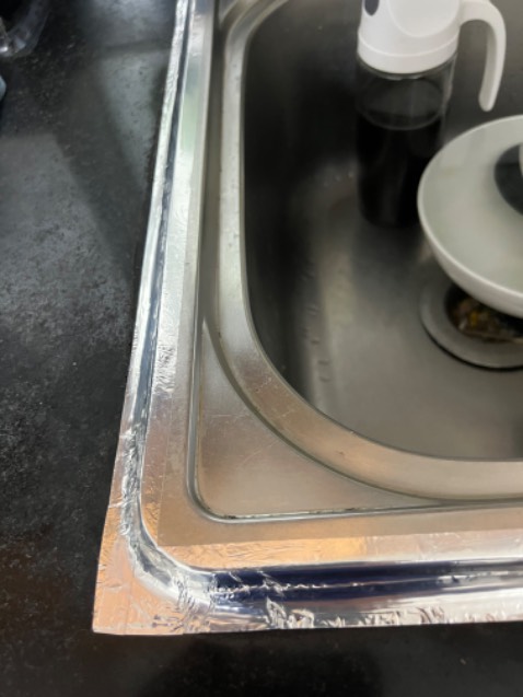 Chất lượng tuyệt vời. Dán xung quanh trậu rửa bát là ổn áp