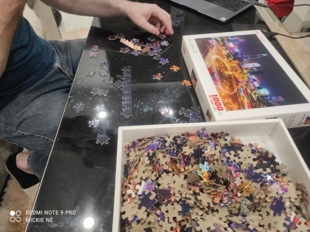 hình ảnh ind đẹp nhưng gỡ ra để xếp thì má ơi lú luôn :))))