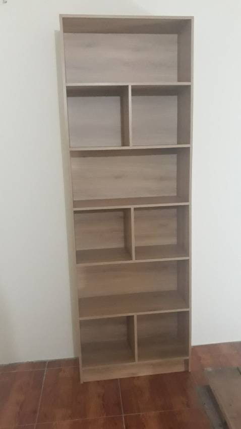 Mình săn sale nên mua đc giá tốt hết hơn triệu. Vì hàng cồng kềnh nên phí ship khá cao. Mất khá nhiều tg để lắp thành phẩm cũng ok😁