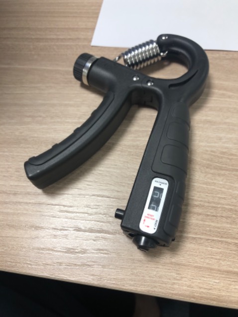 Hàng tốt, giá rẻ, bóp khoảng 2 tháng là tay cầm gì cũng chắc kỳ vậy