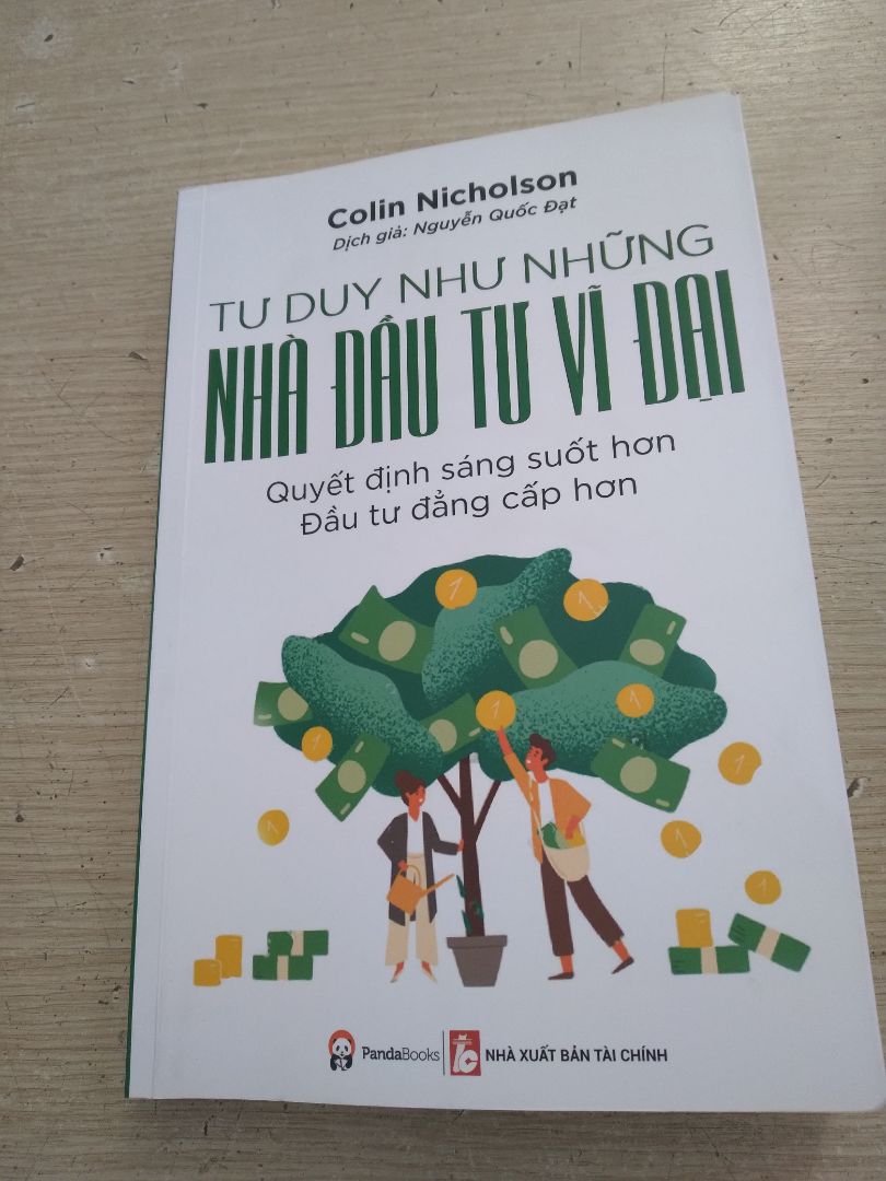 Cuốn sách hay mình dc người ta chỉ,đầu tư ck.
Tự học thì nên mua 2 quyển 
Nhà đầu tư thông minh +Tư duy như những nhà đầu tư vĩ đại.
đọc để biết về ck,cũng như cách nhìn những ng có tầm.v.v.v
mình ko pr cho ai nhé ý kiến cá nhân.
vs đặt sách giao nhanh,đóng hộp cẩn thận,ko móp méo. Đặt thứ 5 là thứ6 có rồi. 
vote tiki 5sao