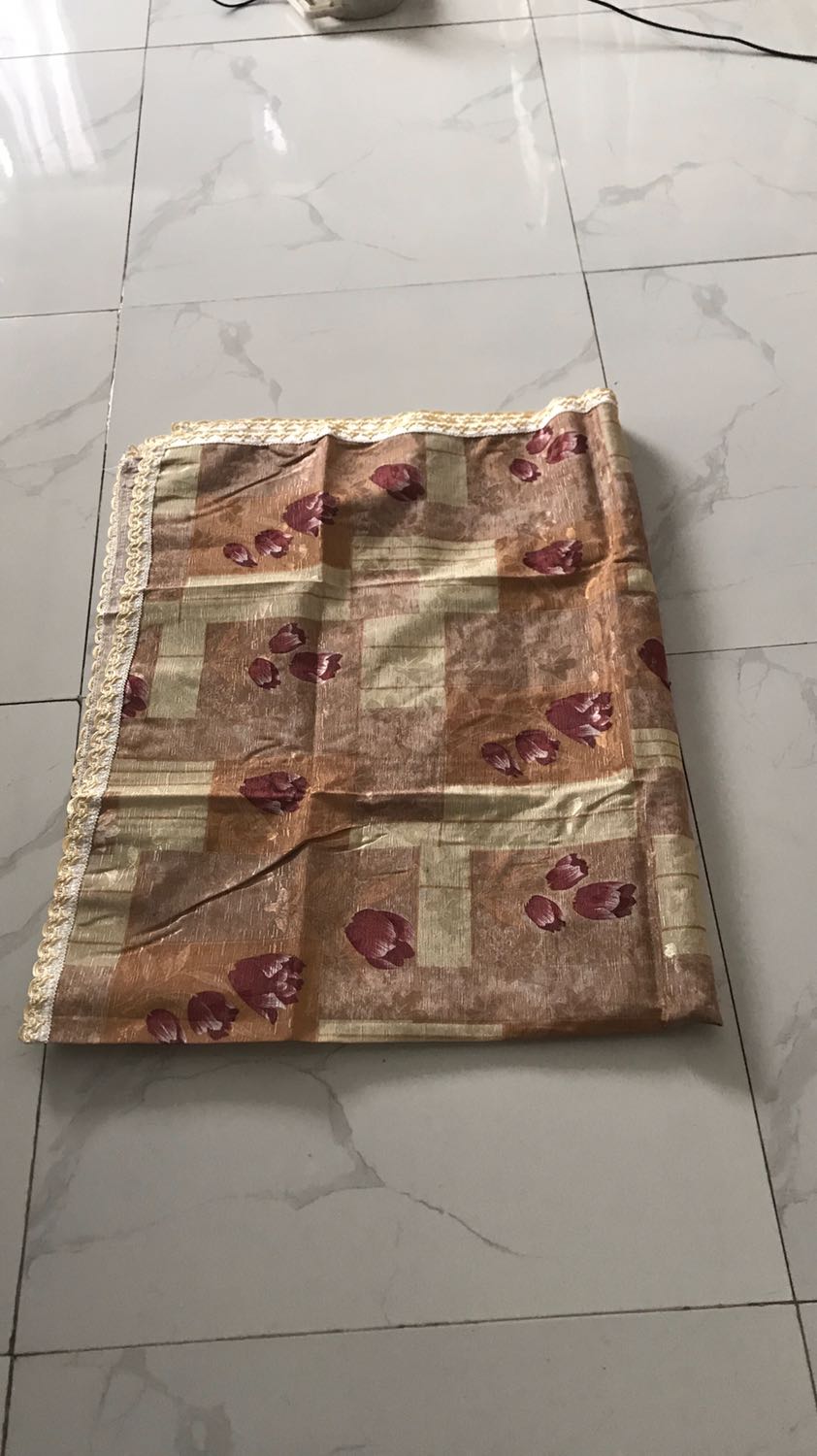 Khan vai trai ban dep, nhung ko biet chat luong co ben ko, shop 5 sao