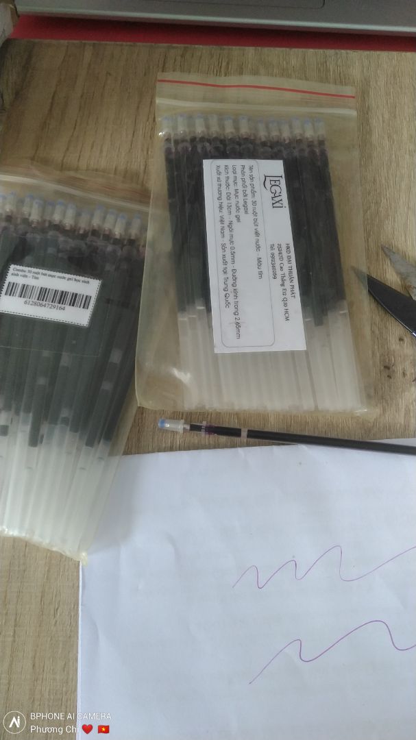 đúng màu, đủ số lượng. gói hàng bị móp méo do di chuyển