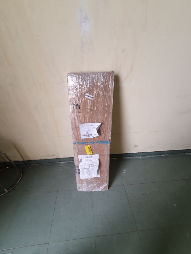 đóng gói gọn gàng chắc chắn nhưng hàng thì lại ọp ẹp và không chắc chắn lắm chưa yên tâm, phụ kiện cho dư nhiều không dùng đến.