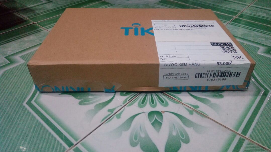 Giao hàng đúng như quảng cáo. Cân hơi khó sử dụng, nút bấm cứng, độ sai lệch khi cân là 3 .....tạm thời dùng được. Giao hàng đúng như quảng cáo. Cân hơi khó sử dụng, nút bấm cứng, độ sai lệch khi cân là 3 .....tạm thời dùng được.