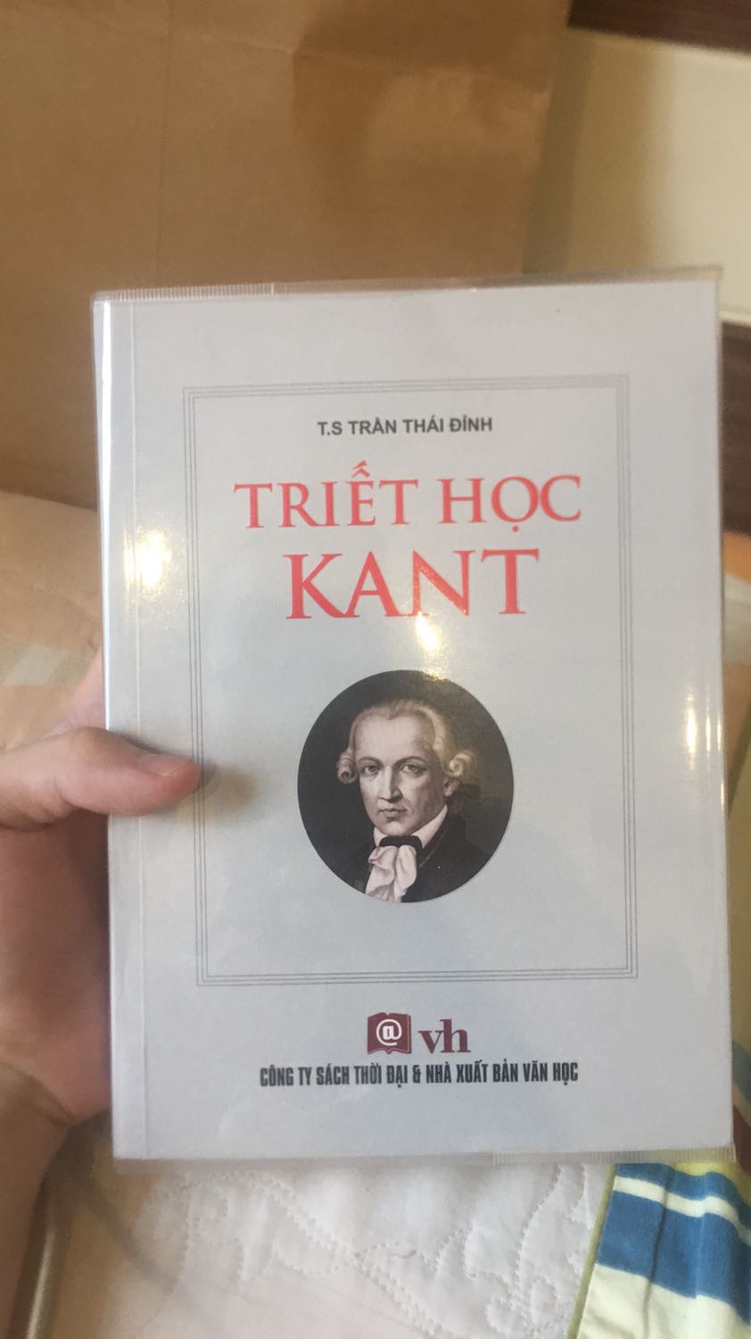 Sách hay. Các bạn muôn nghiên cứu kĩ hơn về triết học thì nên tham khảo tác giả trần thái đỉnh vì ông tóm tắt và tối giản hoá được nhiều tư tưởng và văn chương cầu kì, phức tạp. Sách hay. Các bạn muôn nghiên cứu kĩ hơn về triết học thì nên tham khảo tác giả trần thái đỉnh vì ông tóm tắt và tối giản hoá được nhiều tư tưởng và văn chương cầu kì, phức tạp.