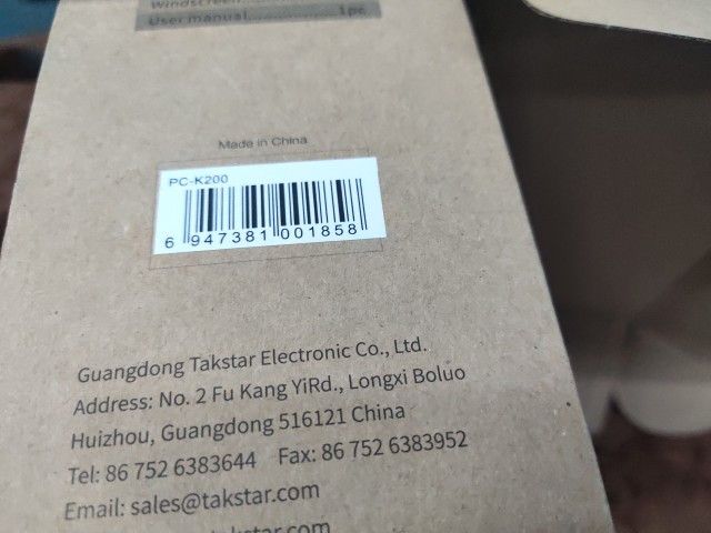 hàng chuẩn chính hãng, tem, mã vạch đầy đủ,  đánh giá cho shop 5 sao, hài lòng về sự tư vấn nhiệt tình, tuy nhiên shiper giao hàng không vui vẻ với si khách hàng.