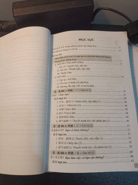 Sách in ấn chất lượng tốt nội dung mình học qua 2 bài thấy dễ hiểu chi tiết