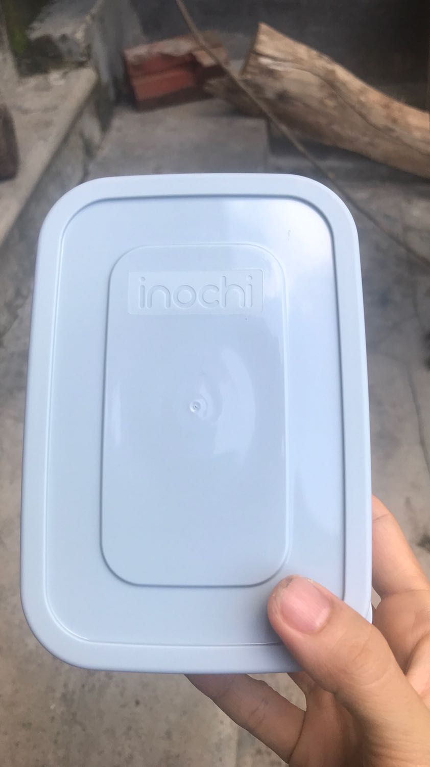 Hàng xịn mịn. Gói hàng khá kĩ. Nắp dẻo khá là kín.