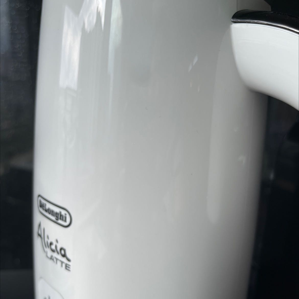 Đẹp sịn xài tốt, dễ rửa.