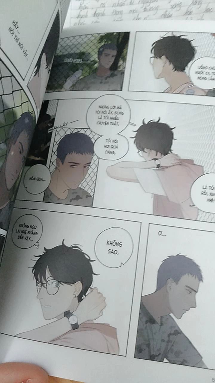 thấy mng kêu bản thường k có seal làm lo mất bm thật sự ýyy. nhưng hàng về gói cẩn thận k móp méo đâu nkaa