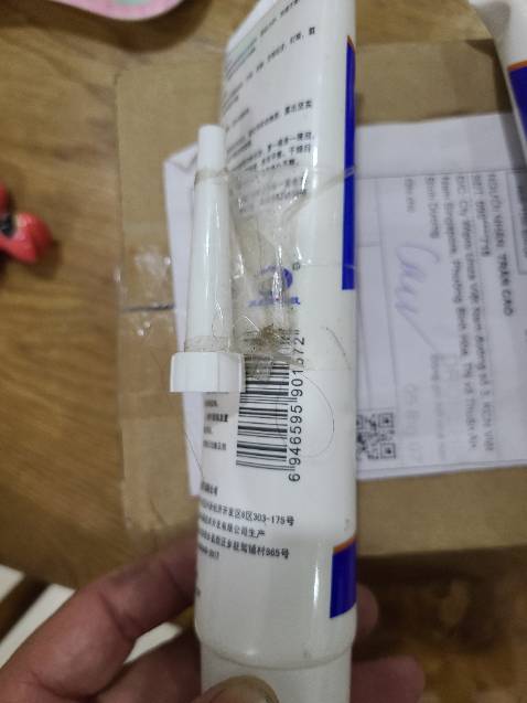 Giao hàng không đúng hen. Hàng như ở ngoài bãi rác